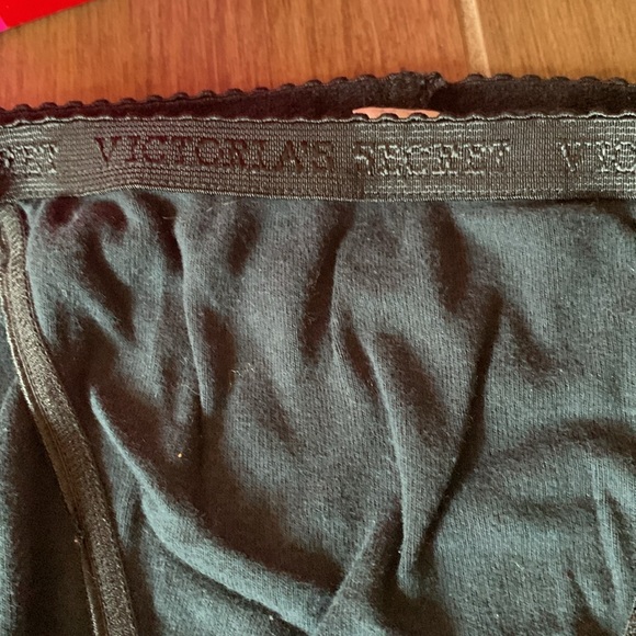 VICTORIA’S SECRET String panties. Full front & back; high on sides. Black.Medium - Picture 2 of 6